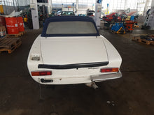 Load image into Gallery viewer, FIAT 124 Spider