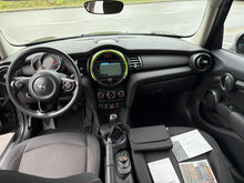 Load image into Gallery viewer, MINI One 5 Portes 102 ch