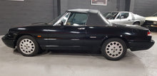 Load image into Gallery viewer, Alfa Romeo Spider 2.0i