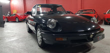 Load image into Gallery viewer, Alfa Romeo Spider 2.0i