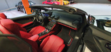 Load image into Gallery viewer, Lamborghini Huracan Spyder 5.2 V10 Cabriolet