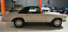 Load image into Gallery viewer, Mercedes-Benz SL 250 Pagode