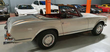 Load image into Gallery viewer, Mercedes-Benz SL 250 Pagode