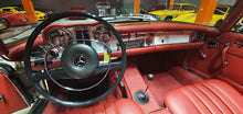 Load image into Gallery viewer, Mercedes-Benz SL 250 Pagode