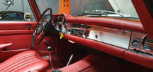 Load image into Gallery viewer, Mercedes-Benz SL 250 Pagode