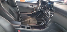 Load image into Gallery viewer, Mercedes-Benz A 200 AMG Pack Night Panoramique Boite Auto.
