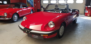 Alfa Romeo Spider Duetto