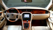 Load image into Gallery viewer, Jaguar XJ 4.2i Pack XJR

