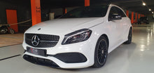 Load image into Gallery viewer, Mercedes-Benz A 200 AMG Pack Night Panoramique Boite Auto.
