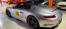 Load image into Gallery viewer, Porsche 911 Speedster 4.0 i   1.300 Km
