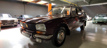 Load image into Gallery viewer, Peugeot 504 Break Familial 6 Places *** 1er propriétaire***
